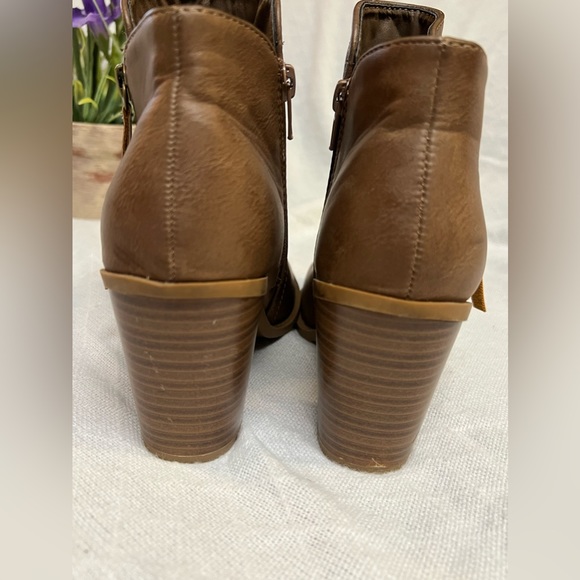 Womens booties - Picture 6 of 10